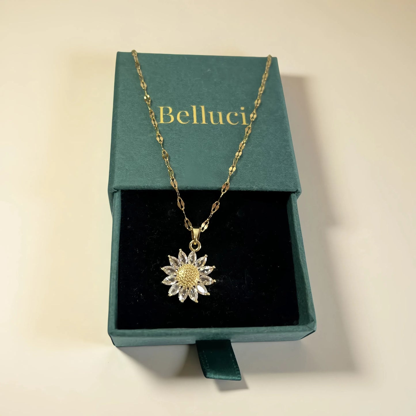 Collar girasol con circonitas