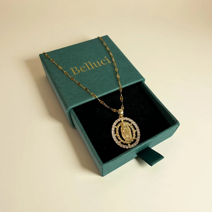 Collar santos con circonitas brillantes