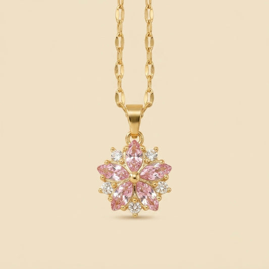 Collar de flor de cerezo con circonitas en oro 18k