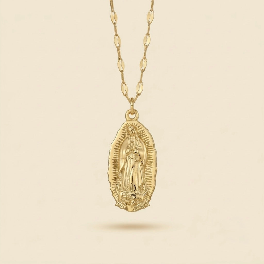 Collar de la Virgen clásico dorado en acero y oro 18k