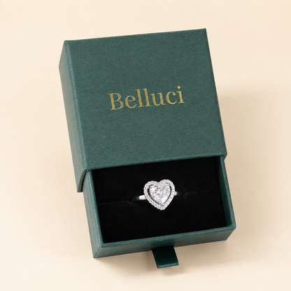 Anillo de corazón plateado con circonitas en acero 316L