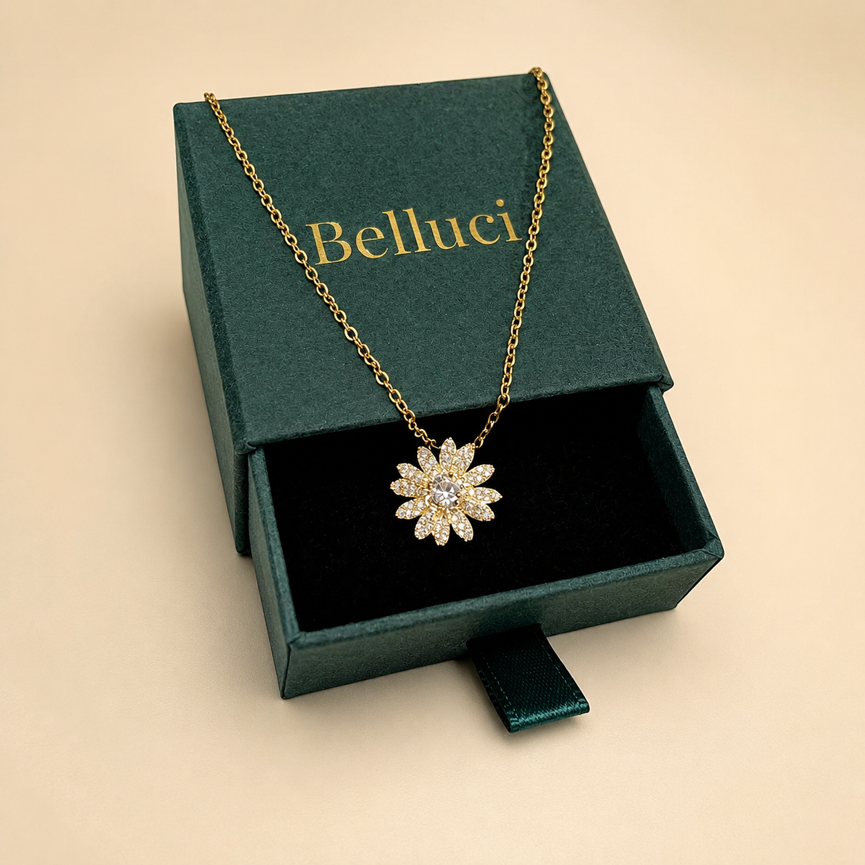 Collar de flor con circonita dorado en acero y oro 18k